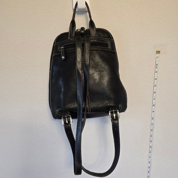 St. Johns Bay Leather Handbag with backpack straps in Black - Picture 2 of 13